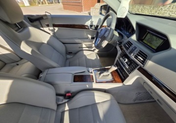 Mercedes Klasa E W212 Coupe 200 CGI BlueEFFICIENCY 184KM 2011 Mercedes-Benz Klasa E Wzorowy E 200 Coupe - 121Tkm - Bezwypadkowy 1.8, zdjęcie 12