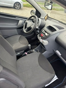 Toyota Aygo I Hatchback 3d 1.0 VVT-i 68KM 2009 Toyota Aygo Benzyna 1.0 - 2009r - 162tkm, zdjęcie 4