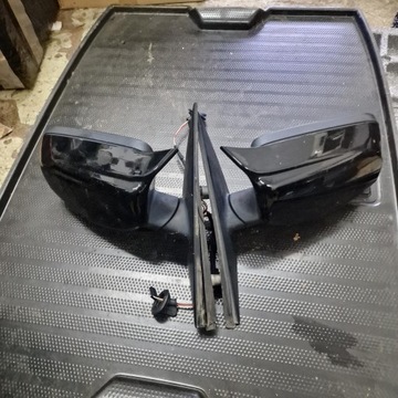 LUSTERKA LEWE+PRAWE BMW E60 LIFT 4-PIN SPORT