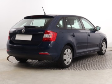Skoda Rapid II Spaceback 1.6 TDI 105KM 2015 Skoda Rapid Spaceback 1.6 TDI, Salon Polska, zdjęcie 4
