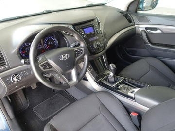 Hyundai i40 Kombi 2.0 GDI 177KM 2012 Hyundai i40 2.0 Ben.177KM/Grzana kierownica i, zdjęcie 12