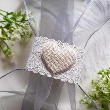Салфетница тканевая с сердцем, кружево, свадебная, причастная, бежевая, 1 шт