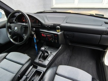 BMW Seria 3 E36 Coupe 316 i 102KM 1996 BMW 316 klimatyzacja bez korozji ładna zadbana, zdjęcie 21