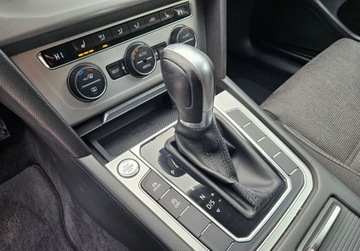 Volkswagen Passat B8 Variant 2.0 TDI BlueMotion SCR 150KM 2017 Volkswagen Passat Automat, Niski przebieg,ze Szwajcarii, Polecam 2.0 Diesel, zdjęcie 20