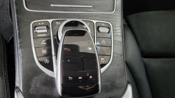 Mercedes GLC C253 SUV 2.1 220 d 170KM 2018 Mercedes-Benz GLC MERCEDES GLC 220D 4MATIC 2.1 Diesel 170KM, zdjęcie 26
