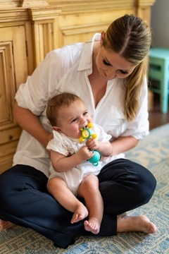 Прорезыватель Gumlii с погремушкой