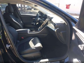 Mercedes Klasa C W206 2022 Mercedes-Benz Klasa C 300 Sedan 2022 2.0l 2.0 Benzyna 255KM, zdjęcie 9