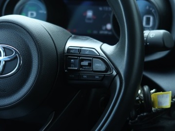 Toyota 2022 Toyota Yaris Cross 1.5 VVT-iE, Salon Polska, zdjęcie 18