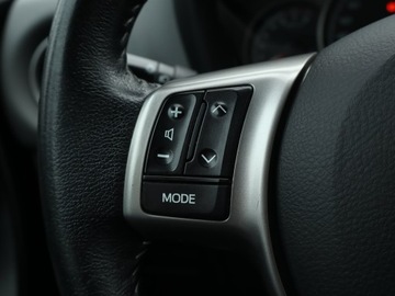 Toyota Yaris III Hatchback 5d Facelifting 1.0 VVT-i 69KM 2015 Toyota Yaris 1.0 VVT-i, Salon Polska, Klima, zdjęcie 15