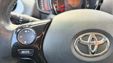 Toyota Aygo II Hatchback 3d Facelifting 1.0 VVT-i 72KM 2018 Toyota Aygo 1.0 Benzyna 72KM Iwl SalonPL Kamera Kl, zdjęcie 14
