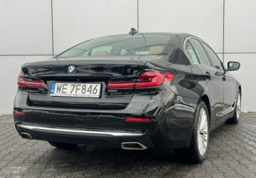 BMW Seria 5 G30-G31 Limuzyna Facelifting 2.0 530i 252KM 2022 BMW Seria 5 xDrive Automat Brazowa Skora Navi Ambiente Kamera FV23, zdjęcie 7