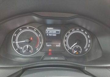 Skoda Scala Hatchback 1.0 TSI 110KM 2022 Skoda Scala Ambition 1,0 TSI 110KM Salon PL ASO VAT-23 Benzyna 110KM, zdjęcie 17