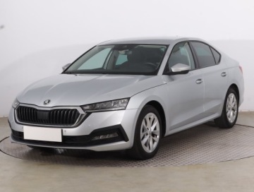 Skoda Octavia IV Liftback 2.0 TDI 115KM 2020 Skoda Octavia 2.0 TDI, Salon Polska, zdjęcie 1