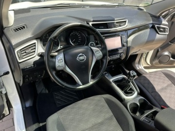 Nissan Qashqai II Crossover 1.6 dCi 130KM 2015 Nissan Qashqai 8xAlu! Kamera Panorama Grzany fotel, zdjęcie 9