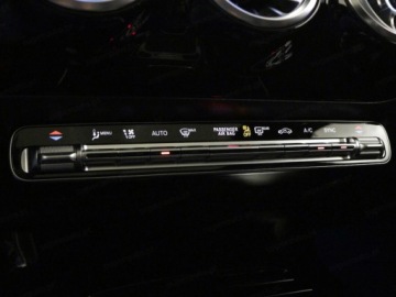 Mercedes Klasa A W177/V177 Hatchback AMG Facelifting 2.0 A35 306KM 2025 MERCEDES-BENZ A Klasa 35 AMG 4-Matic 2.0 (306KM) 2025, zdjęcie 10