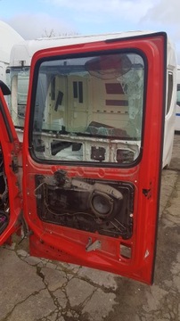 DRZWI PRAWE KOMPLETNE KABINA VOLVO FH 13