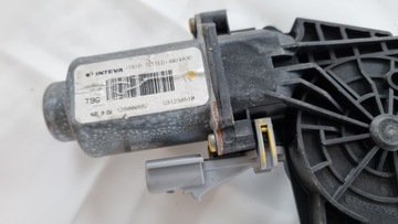 MOTOR MOTOREK OKNO ZADNÍ LEVÝ 402483D CHARGER