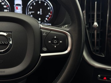 Volvo XC60 II 2020 Volvo XC 60 Momentum PRO / LED / CarPlay/AndroidAu, zdjęcie 21