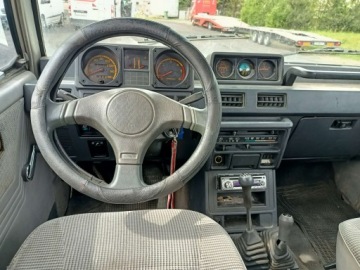 Mitsubishi Pajero I 1988 Mitsubishi Pajero 2.5TD 84km 88r 4x4 7 os, zdjęcie 6