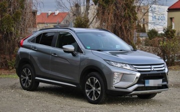 Mitsubishi Eclipse Cross SUV 1.5 T 163KM 2018 Mitsubishi Eclipse Cross Bogato Wyposazony Bezwypadkowy 1.5 Benzyna, zdjęcie 1