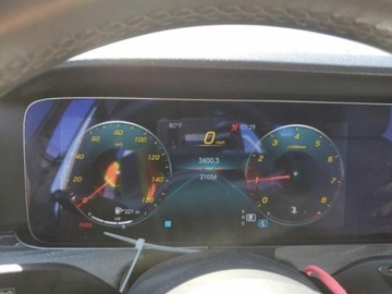 Mercedes Klasa E W213 2021 Mercedes-Benz Klasa E 350, 2021r., 2.0L 2.0 Benzyna 255KM, zdjęcie 10