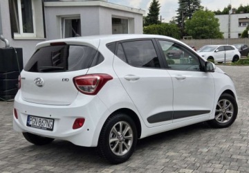 Hyundai i10 II Hatchback 1.2 MPI 87KM 2015 Hyundai i10 Hyundai i10 1.2 YES Silver 1.2 Benzyna 87KM, zdjęcie 2
