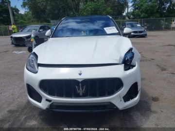 Maserati 2023 Maserati Grecale Modena, 2023r., 4x4, 2.0L 2.0 Benzyna 325KM, zdjęcie 4