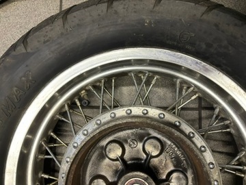 Suzuki GV 700 Madura Felga Tył