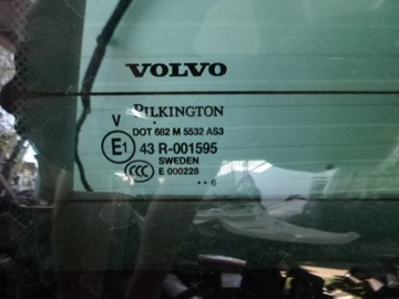 VOLVO V70 00-07 VÍKO KUFRU ZADNÍ KOMPLETNÍ 467-46