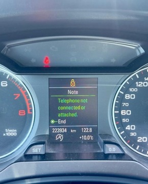 Audi A4 B8 Limousine 2.0 TFSI 180KM 2010 Audi A4 Limousine 2.0T 180KM Sedan cliamtronic Bixenon LED Grzane fotele, zdjęcie 22