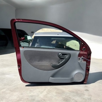 DVEŘE LEVÉ LEVÝ PŘEDNÍ OPEL CORSA C 3D Z 549