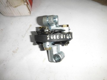 KRZYŻAK KOLUMNY KIEROWNICZEJ KIA K2700 1998-2000