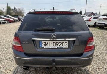 Mercedes Klasa C W204 2007 Mercedes-Benz Klasa C 2007r. 2.1 Diesel 170KM, zdjęcie 4