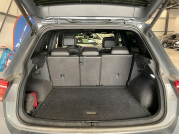 Volkswagen Tiguan II SUV Facelifting 2.0 TDI 200KM 2023 Volkswagen Tiguan 2.0 TDI R-Line 4Motion, zdjęcie 11