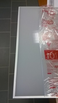 Sufit podwieszany z poliwęglanu komorowego 10mm + laminat NRO, 595x595mm