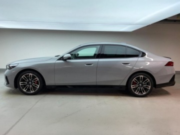 BMW Seria 5 G90-91 Touring 2.0 520d 197KM 2026 BMW Seria 5 520d xDrive Sport Sedan 2.0 (197KM) 2026, zdjęcie 1
