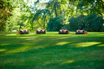 Беспроводной робот-косилка WORX Vision 1600 м2 WR216E для резки кромок