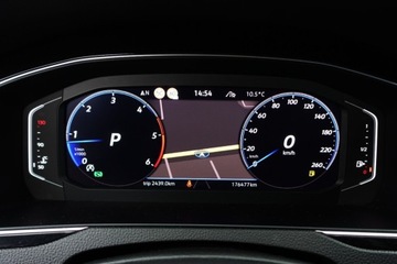 Volkswagen Passat B8 Variant Facelifting 2.0 TDI 190KM 2020 Volkswagen Passat DSG, Virtual, Hak, Tempomat, LED Matrix, Climatronic, Ka, zdjęcie 13