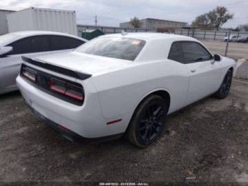 Dodge Challenger III 2022 Dodge Challenger Gt 2022 3.6 Benzyna 303KM, zdjęcie 4