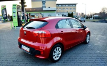 Kia Rio III Sedan 1.2 DOHC CVVT 85KM 2015 Kia Rio Lift Maly przebieg, Klimatyzacja, Po serwisie 1.2 Benzyna 85KM, zdjęcie 12