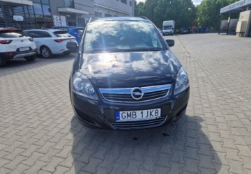 Opel Zafira B 1.8 ECOTEC 140KM 2013 Opel Zafira Automat 1.8 Benzyna 140KM, zdjęcie 1