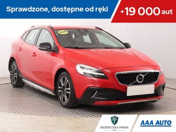Volvo V40 II Cross Country Facelifting 2.0 T4 190KM 2018 Volvo V40 Cross Country 2.0 T4 AWD, Salon Polska