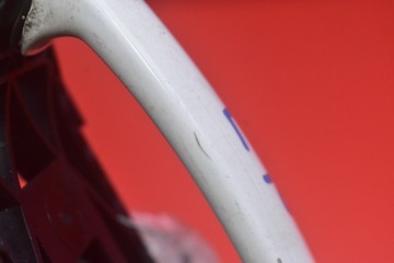 KLIKA LEVÝ PŘEDNÍ BÍLÁ 5N0837885H SKODA CITIGO 11-17