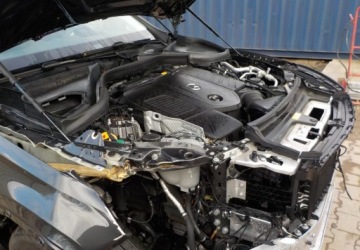 Mercedes GLC C254/X254 SUV 2.0 200 MHEV 204KM 2024 Mercedes-Benz GLC PLUG-IN Okazja 2.0 Hybryda Plug-in 204KM, zdjęcie 4