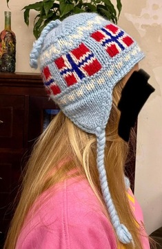 Шерстяная шапка-ушанка 