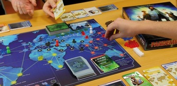 Pandemic Asmodee - Настольная игра - Кооперативная игра - Французский язык