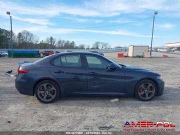 Alfa Romeo Giulia II Sedan 2.0 TBi 280KM 2019 Alfa Romeo Giulia Alfa Romeo Giulia Sport AWD, zdjęcie 5