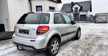 Suzuki SX4 I Sedan 1.6 VVT 120KM 2010 Suzuki SX4 1.6B 120KM klimatronik hak 1.6 Benzyna 120KM, zdjęcie 6