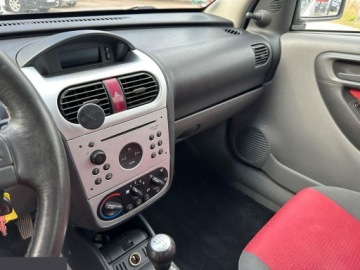 Opel Combo C Van 1.6 ECOTEC 87KM 2003 Opel Combo Tour 1.6 benzyna 87KM 2003r, zdjęcie 16