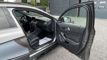 Mercedes GLA I Off-roader AMG 45 AMG 360KM 2014 Mercedes-Benz GLA Mercedes-AMG GLA 45 4MATIC Edition 1 2.0 Benzyna 360KM, zdjęcie 23
